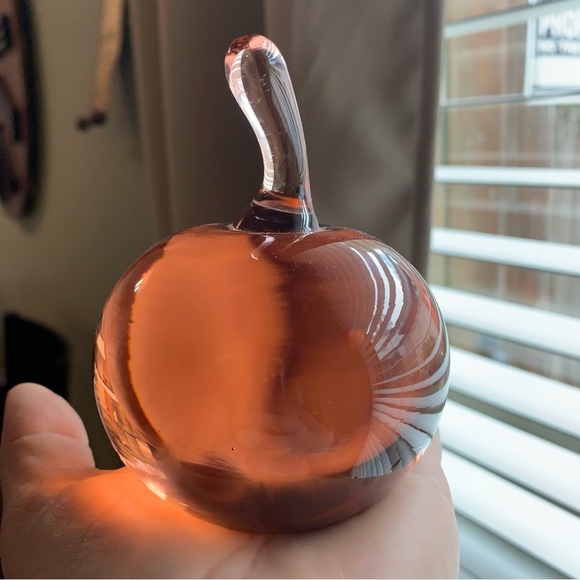 Crystal/ glass Apple Paperweight, Sculpture, or Figurine - w/ Thick Stem - Picture 5 of 5